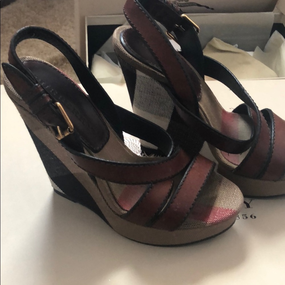 Burbarry shoes